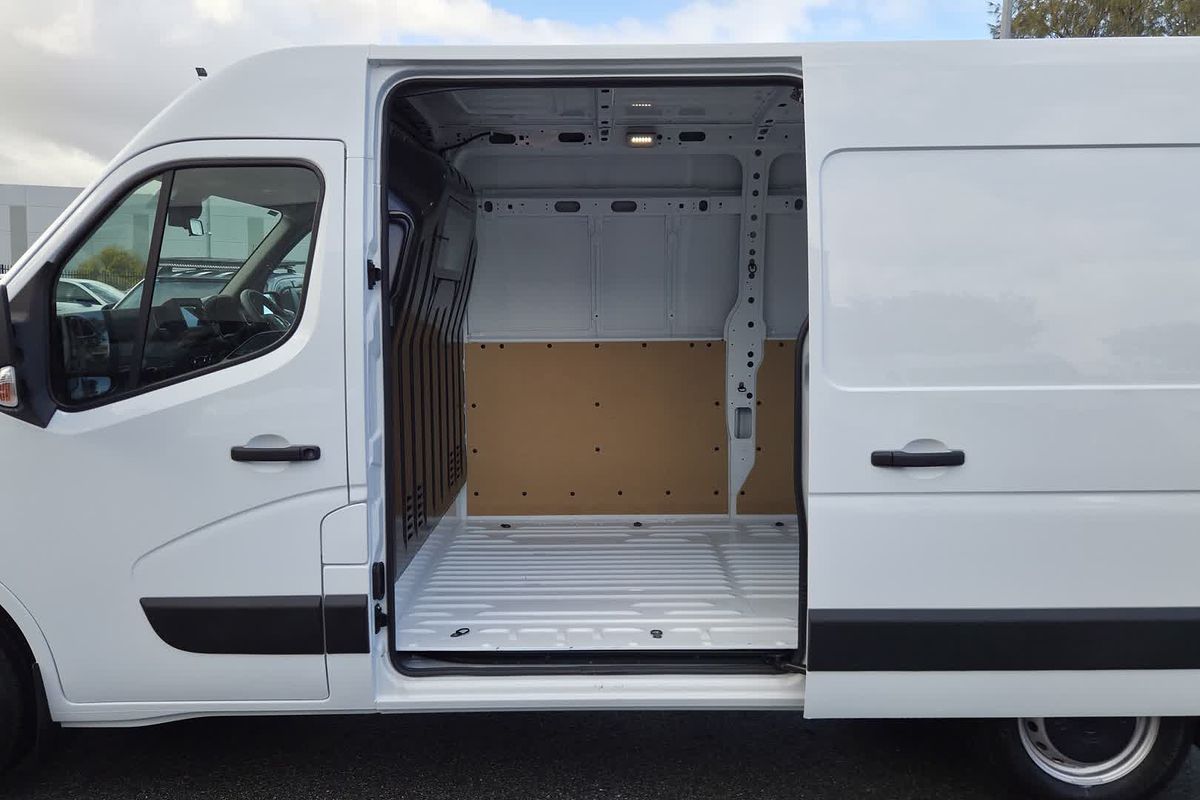2024 Renault Master Pro 110kW X62 Phase 2 MWB
