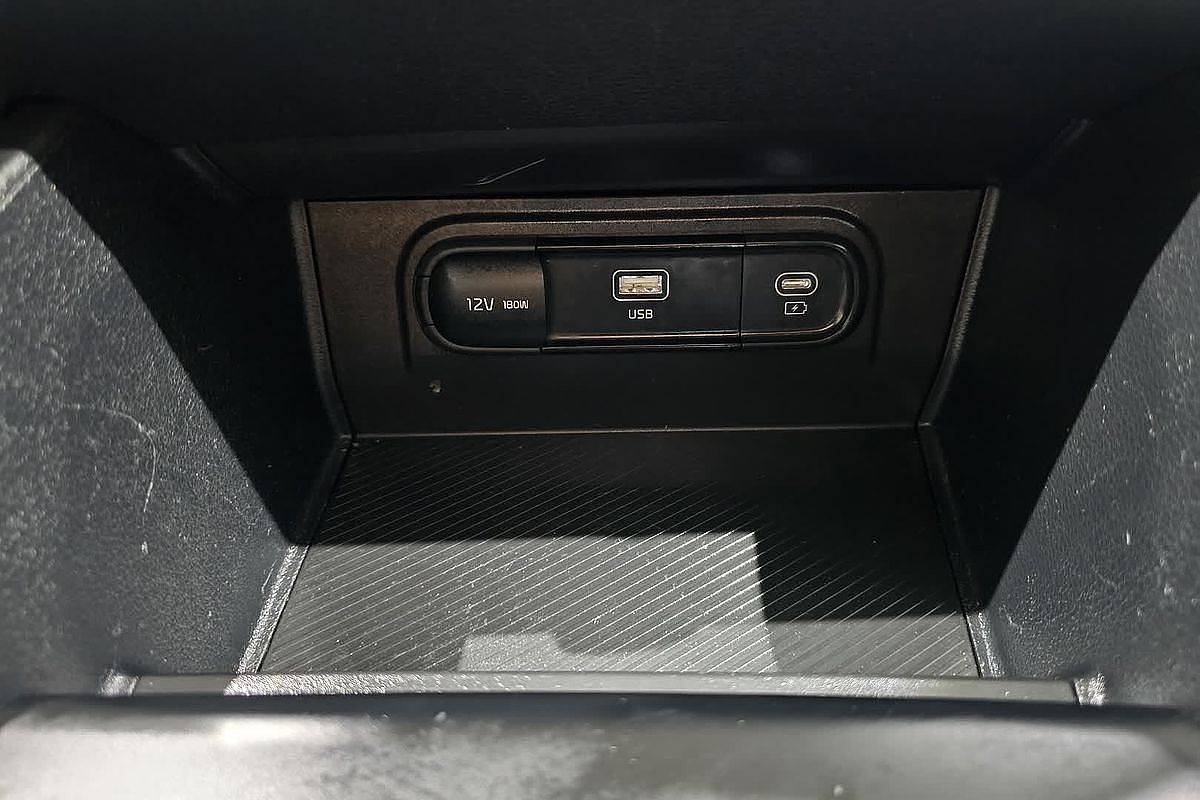 2022 Kia Sportage S NQ5