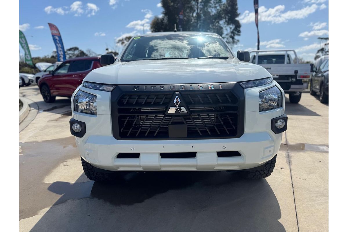 2025 Mitsubishi Triton GLX MV 4X4