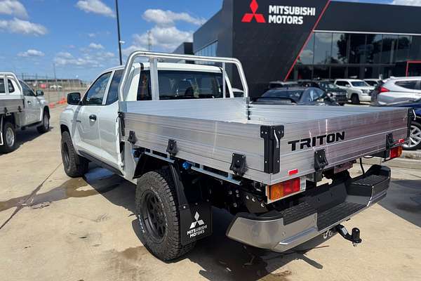 2025 Mitsubishi Triton GLX MV 4X4