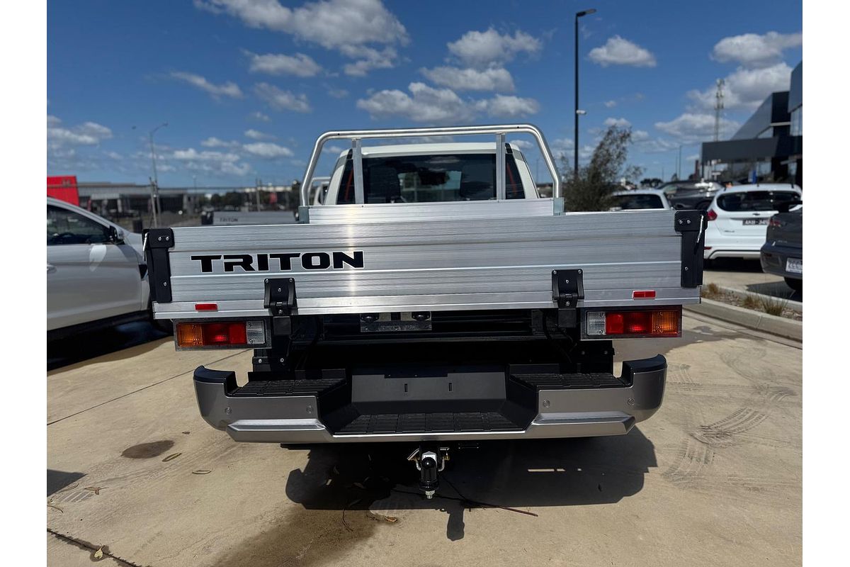 2025 Mitsubishi Triton GLX MV 4X4