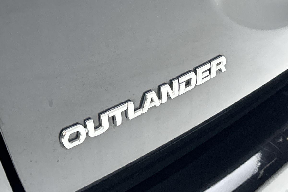 2019 Mitsubishi Outlander Black Edition ZL