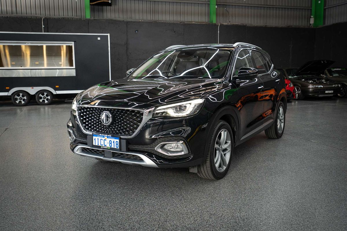 2023 MG HS Essence SAS23
