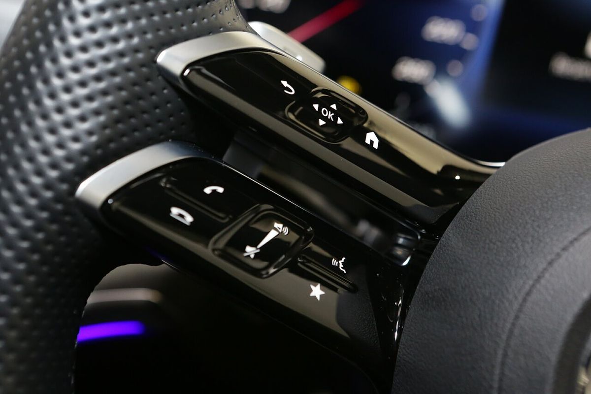 2023 Mercedes-Benz C-Class C300 W206