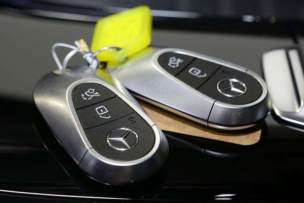 2023 Mercedes-Benz C-Class C300 W206