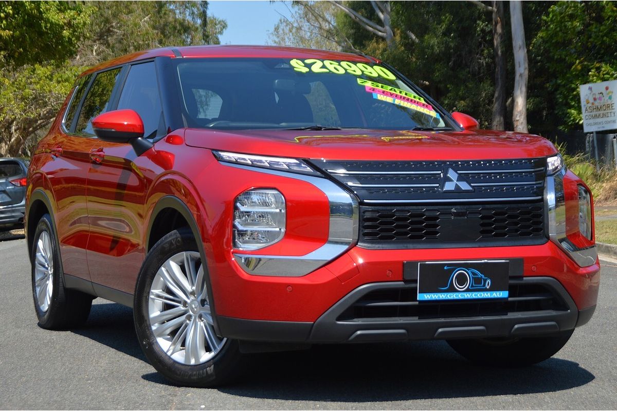 2023 Mitsubishi Outlander ES ZM
