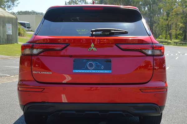 2023 Mitsubishi Outlander ES ZM