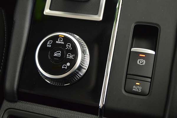 2023 Mitsubishi Outlander ES ZM