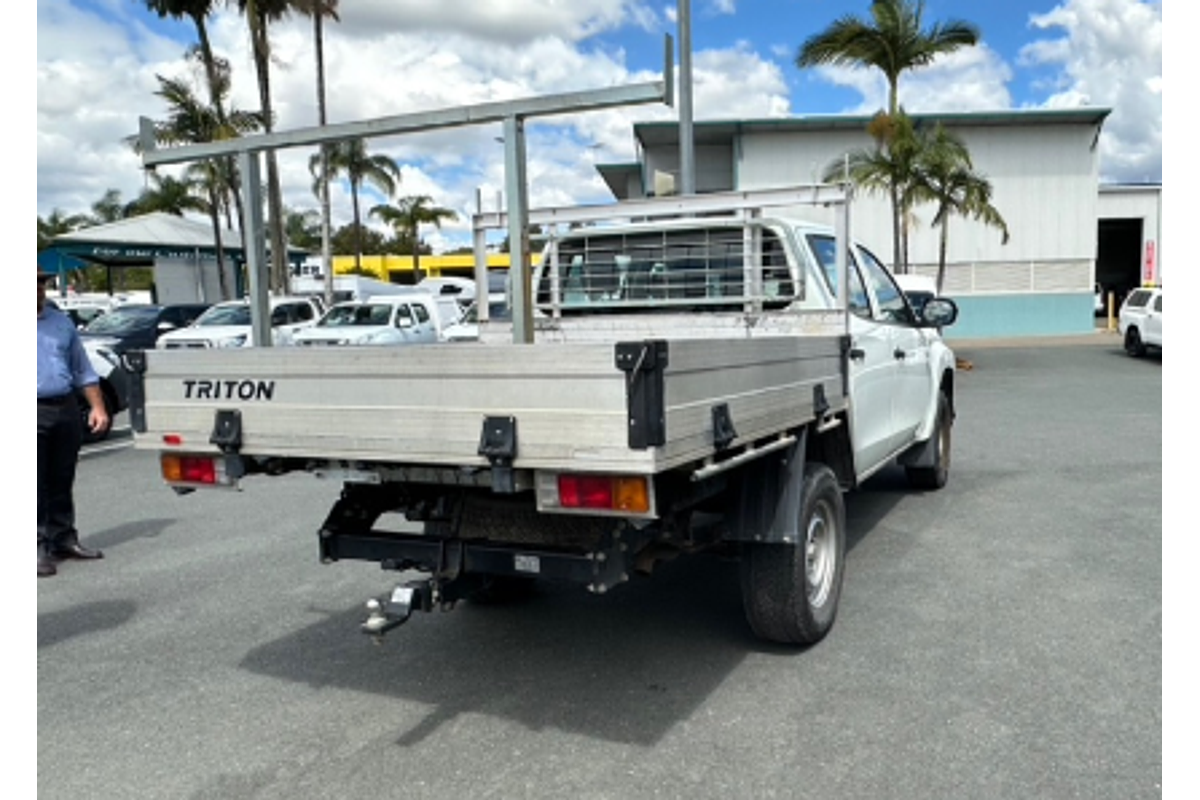 2022 Mitsubishi Triton GLX MR 4X4