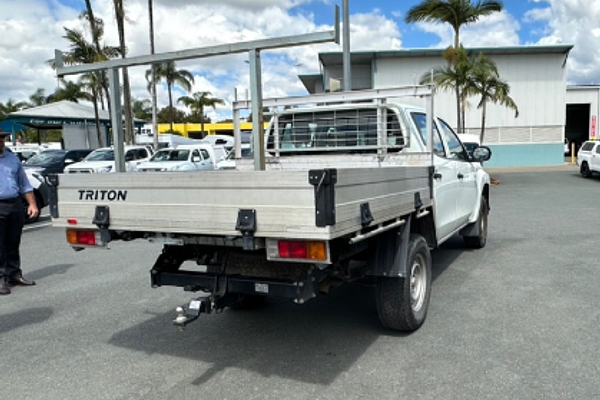 2022 Mitsubishi Triton GLX MR 4X4