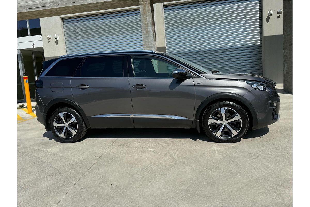 2018 Peugeot 5008 GT P87