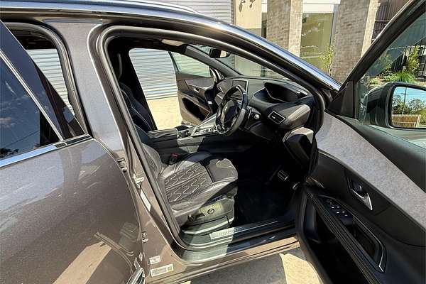 2018 Peugeot 5008 GT P87