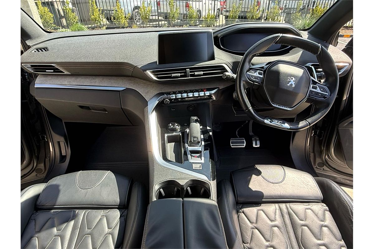 2018 Peugeot 5008 GT P87
