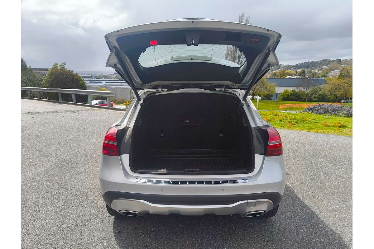 2018 Mercedes-Benz GLA-Class GLA220 d X156