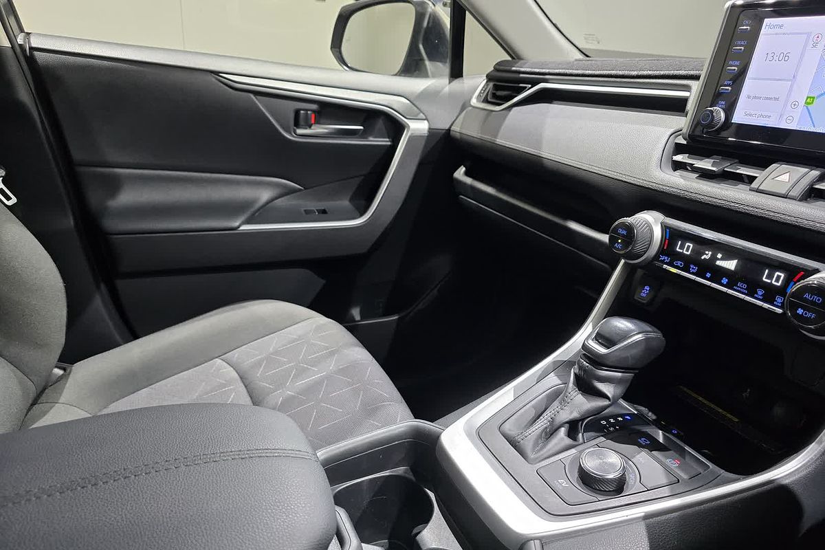 2020 Toyota RAV4 GXL AXAH54R
