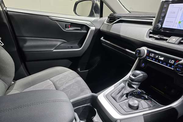 2020 Toyota RAV4 GXL AXAH54R