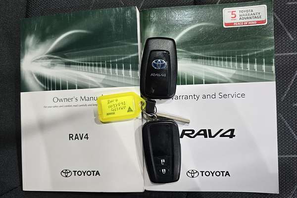2020 Toyota RAV4 GXL AXAH54R