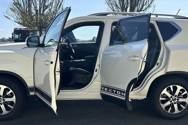 2024 SsangYong Rexton Ultimate Y461