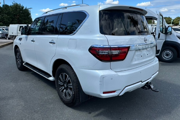 2022 Nissan Patrol Ti-L Y62