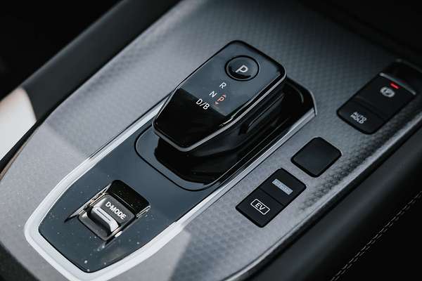 2025 Nissan QASHQAI Ti e-POWER J12