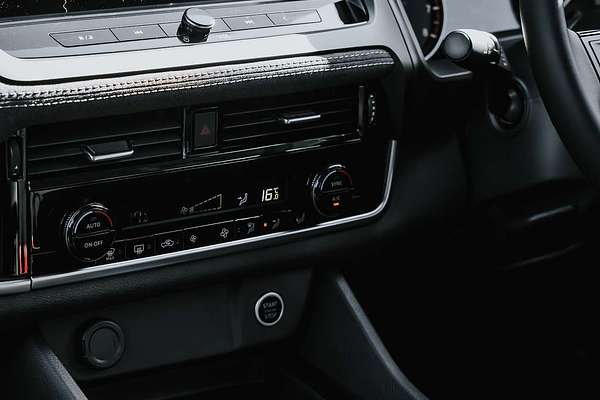 2025 Nissan QASHQAI ST J12