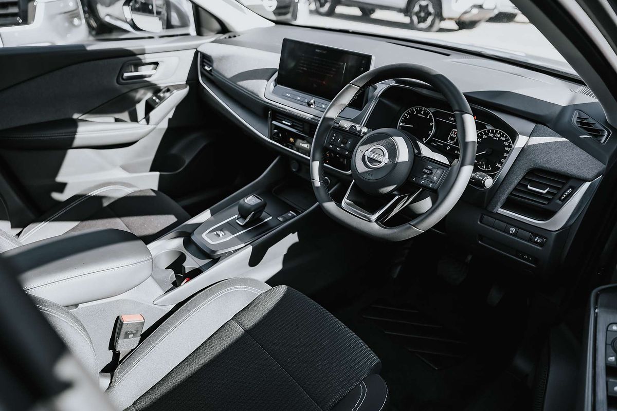 2025 Nissan QASHQAI ST-L J12