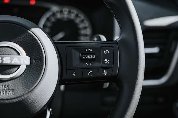 2025 Nissan QASHQAI ST-L J12