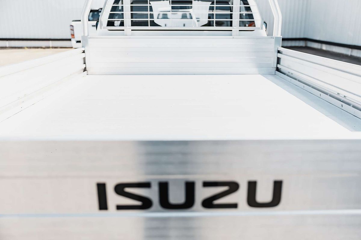 2024 Isuzu D-MAX SX 4X4