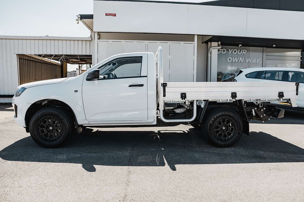 2024 Isuzu D-MAX SX 4X4
