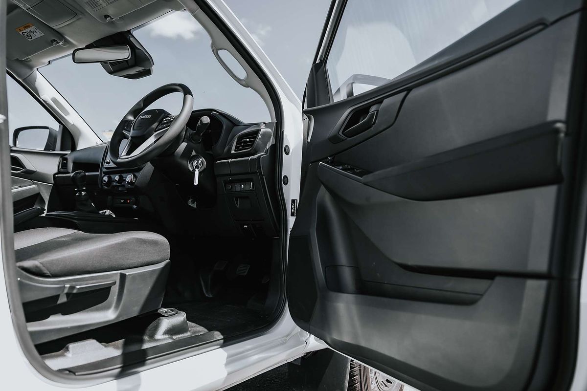 2024 Isuzu D-MAX SX 4X4