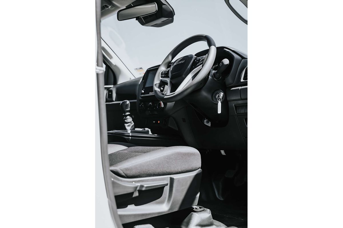 2024 Isuzu D-MAX SX 4X4