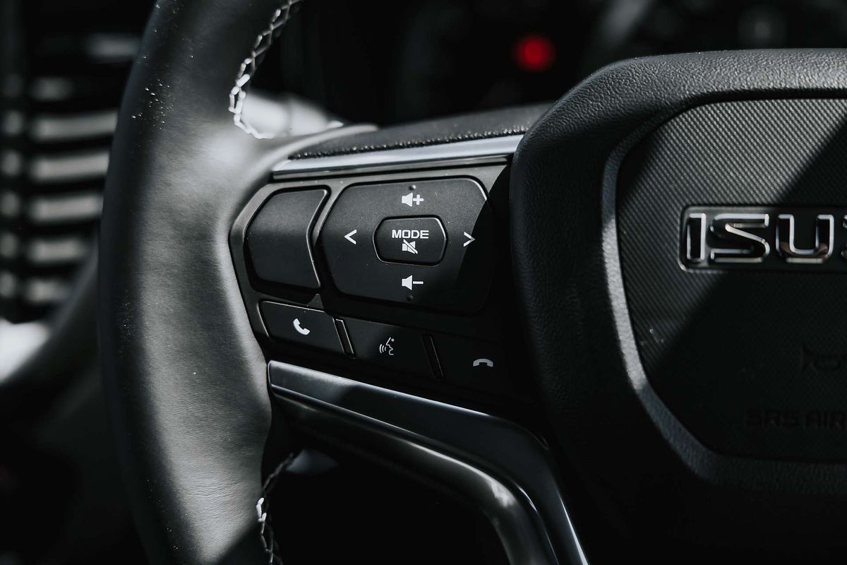 2025 Isuzu D-MAX LS-U 4X4