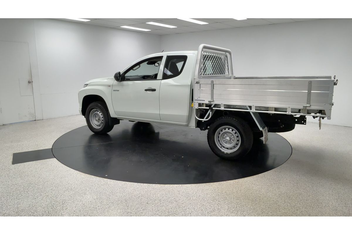 2020 Mitsubishi Triton GLX ADAS MR 4X4