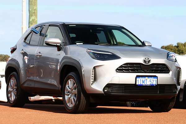 2025 Toyota Yaris Cross GXL MXPJ10R