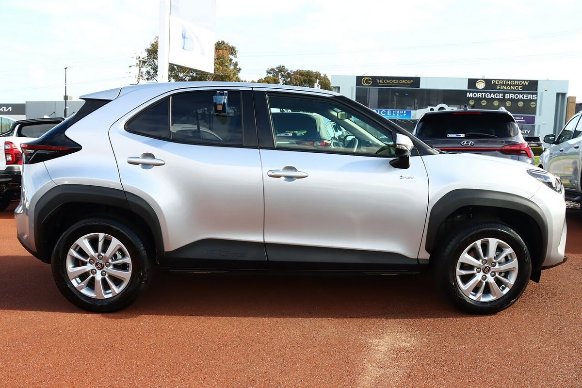2025 Toyota Yaris Cross GXL MXPJ10R