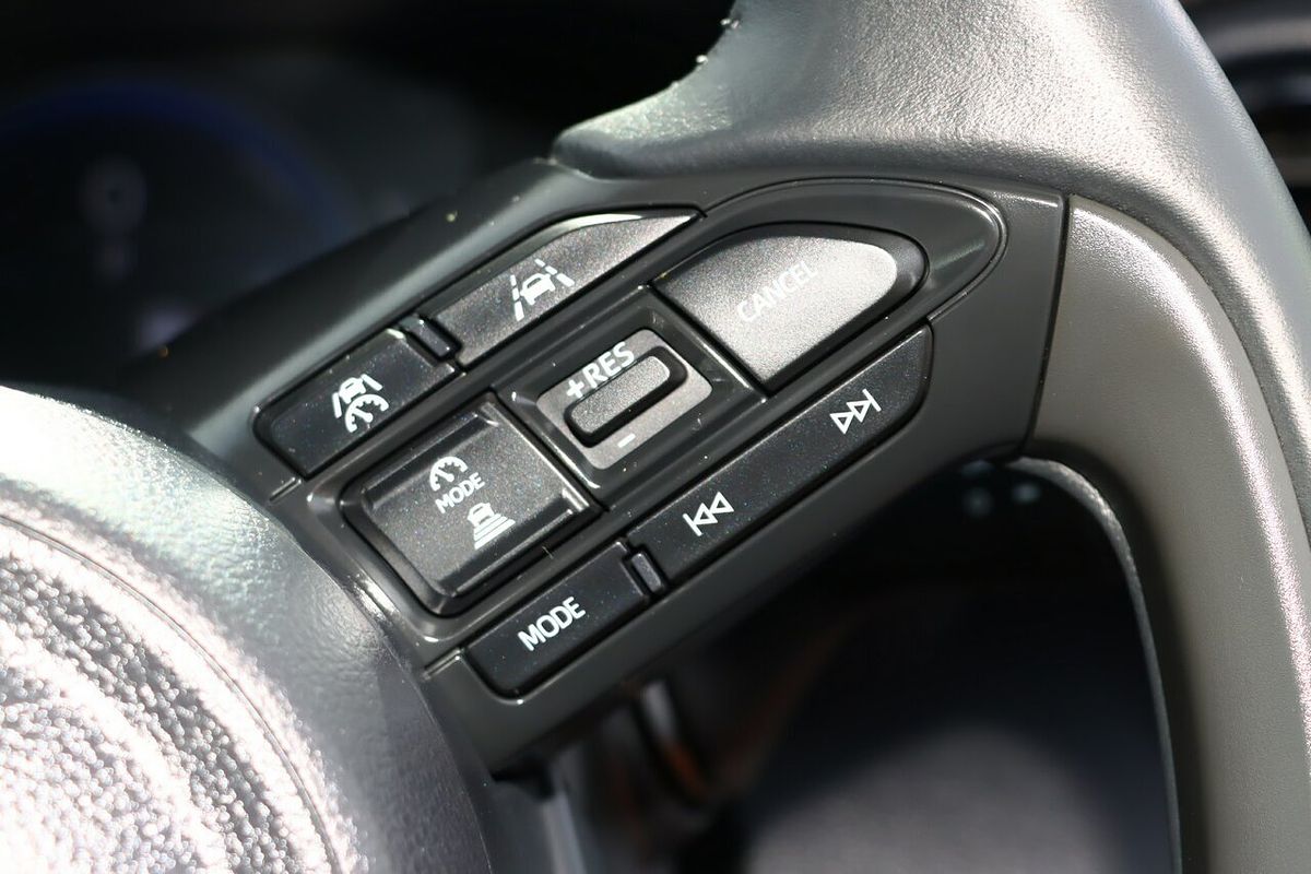2025 Toyota Yaris Cross GXL MXPJ10R