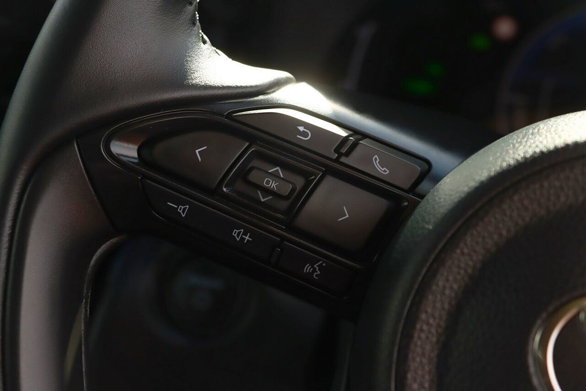 2025 Toyota Yaris Cross GXL MXPJ10R