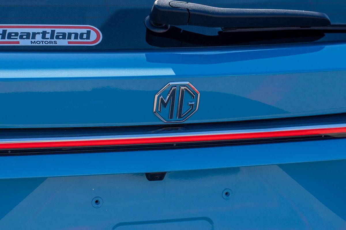 2024 MG HS Vibe AS33