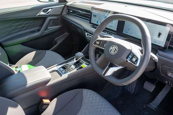 2024 MG HS Vibe AS33