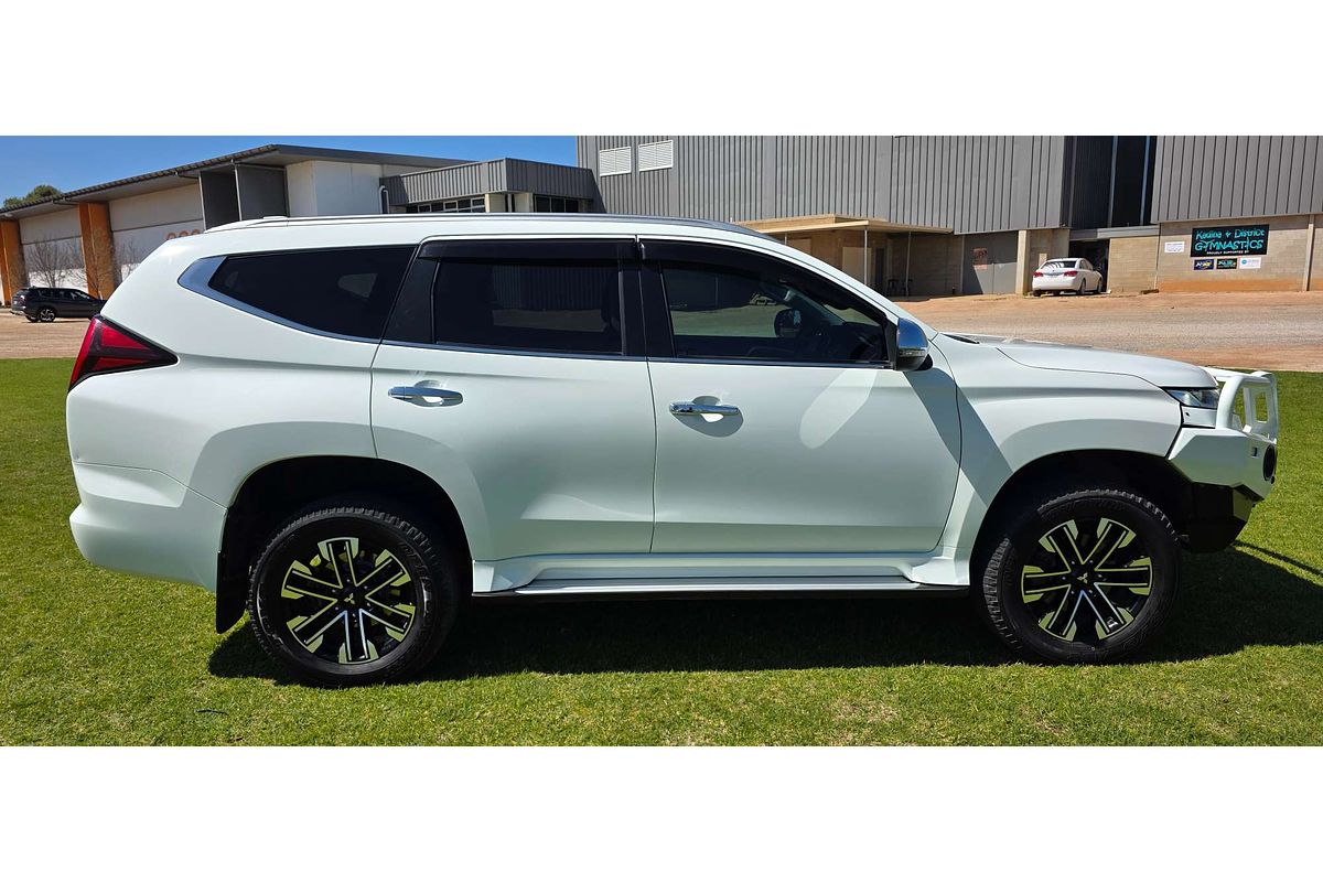 2020 Mitsubishi Pajero Sport GLS QF