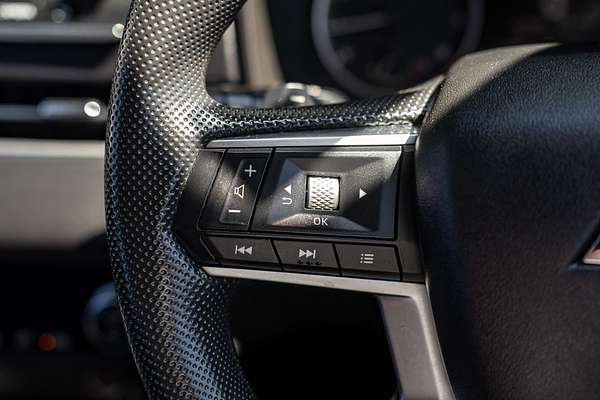 2021 Mitsubishi Outlander ES ZM