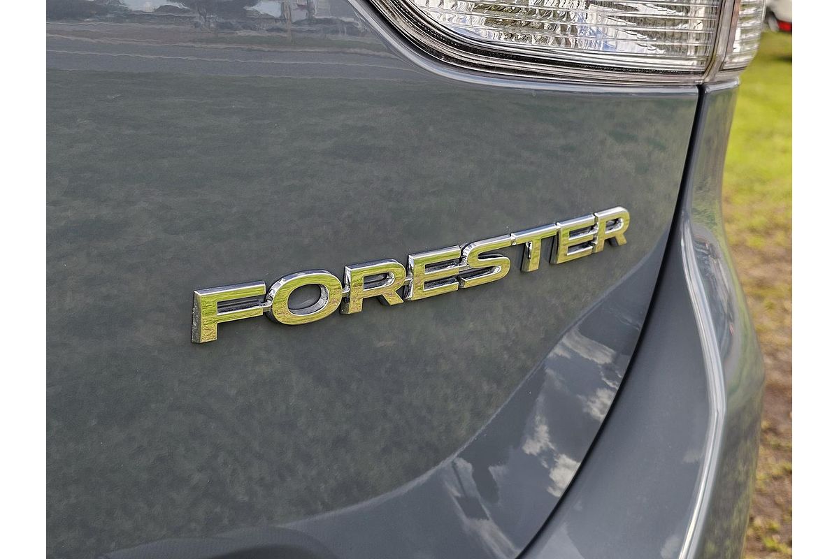 2025 Subaru Forester 2.5i-S S5