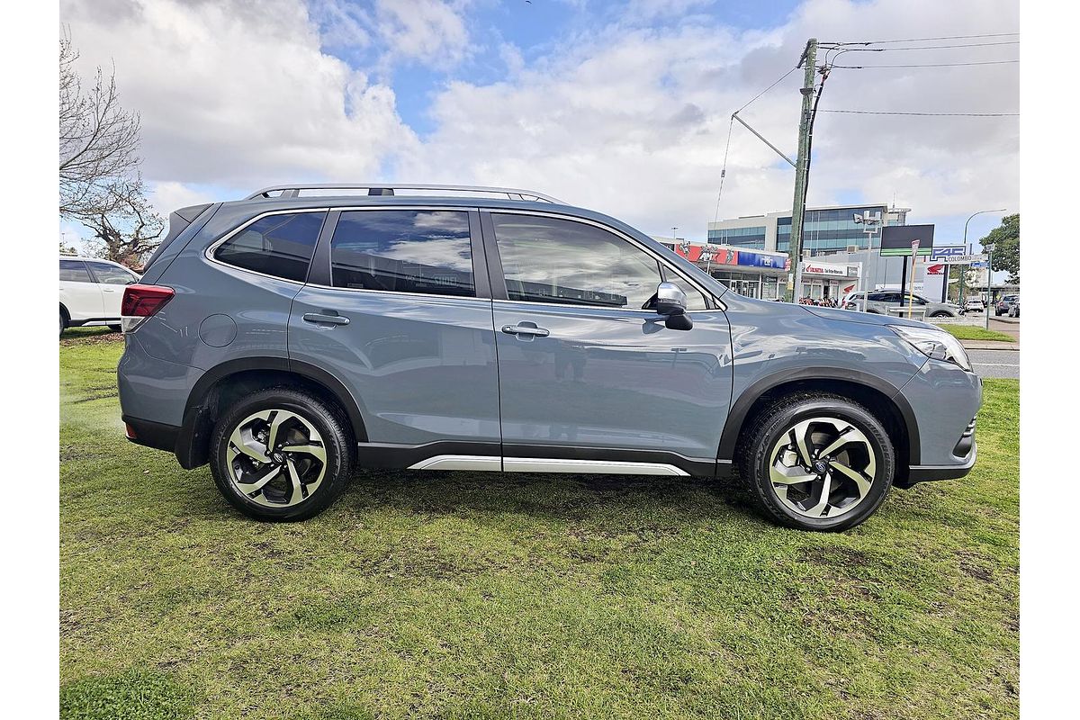 2025 Subaru Forester 2.5i-S S5