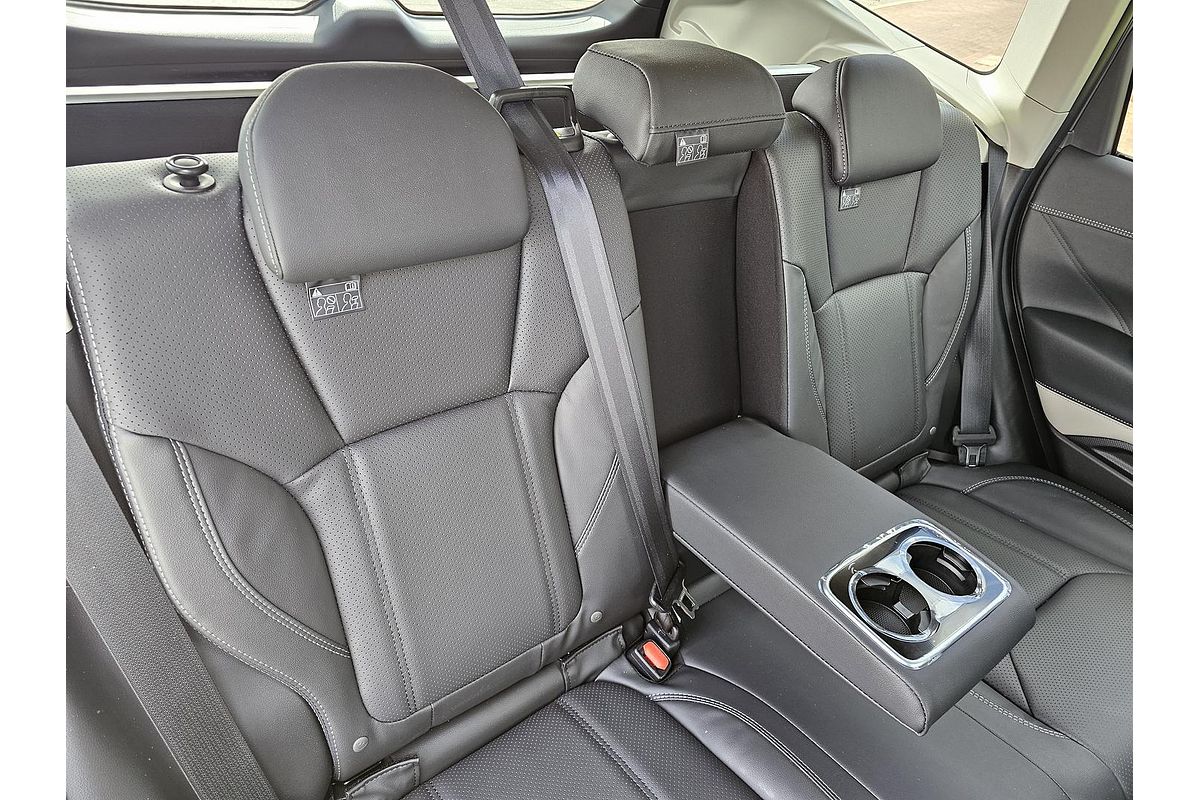 2025 Subaru Forester 2.5i-S S5