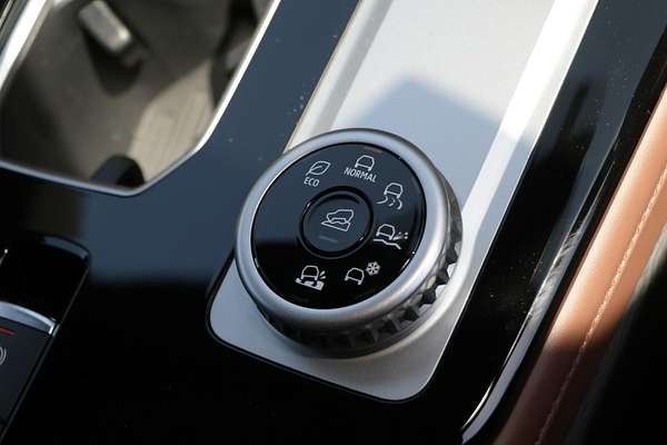 2025 Mitsubishi Outlander Exceed Tourer ZM