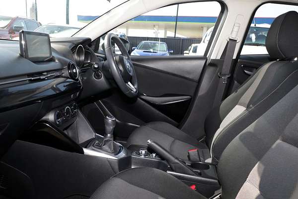 2017 Mazda 2 Maxx DL Series