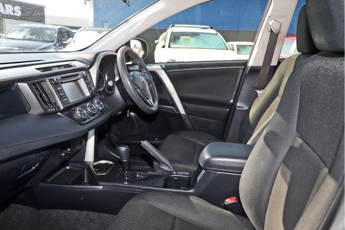 2017 Toyota RAV4 GX ASA44R