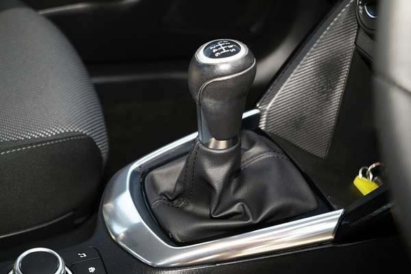 2017 Mazda 2 Maxx DL Series