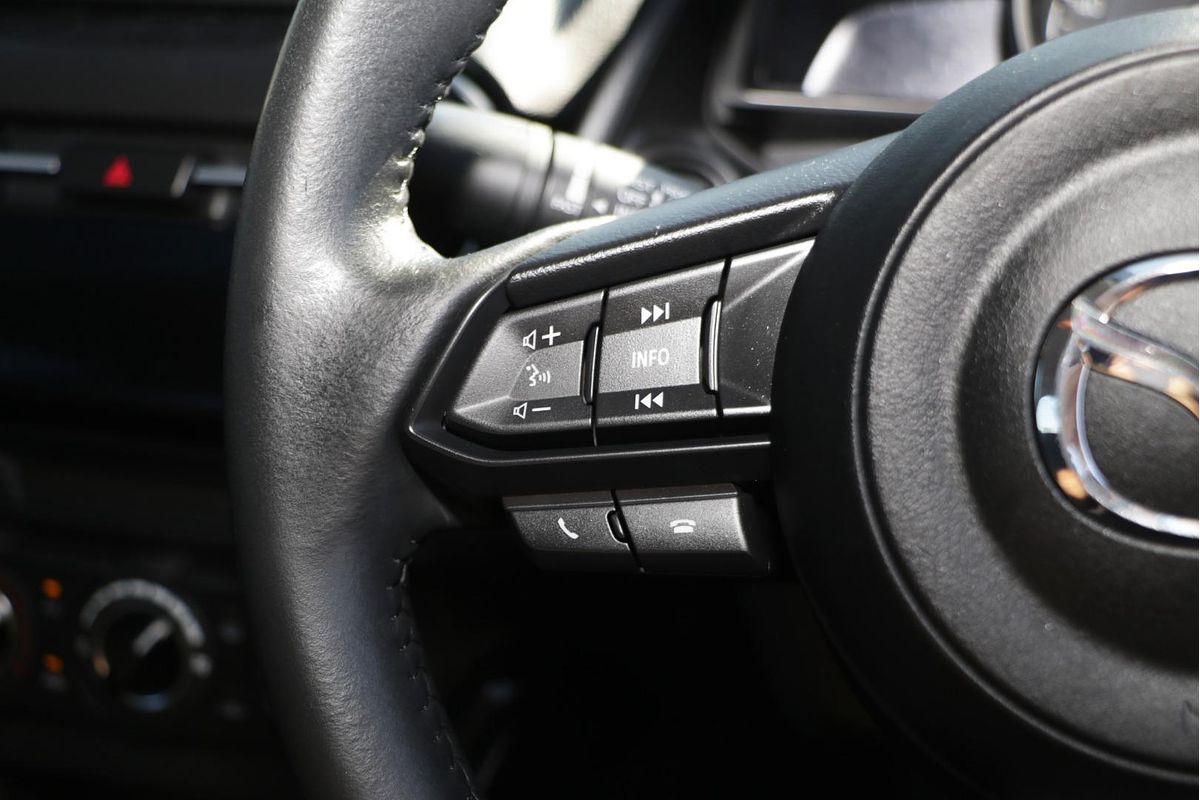 2017 Mazda 2 Maxx DL Series