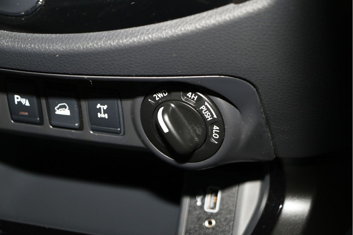 2023 Nissan Navara PRO-4X Warrior D23 4X4
